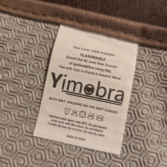 Microfiber Rug - Picture 2 of 3